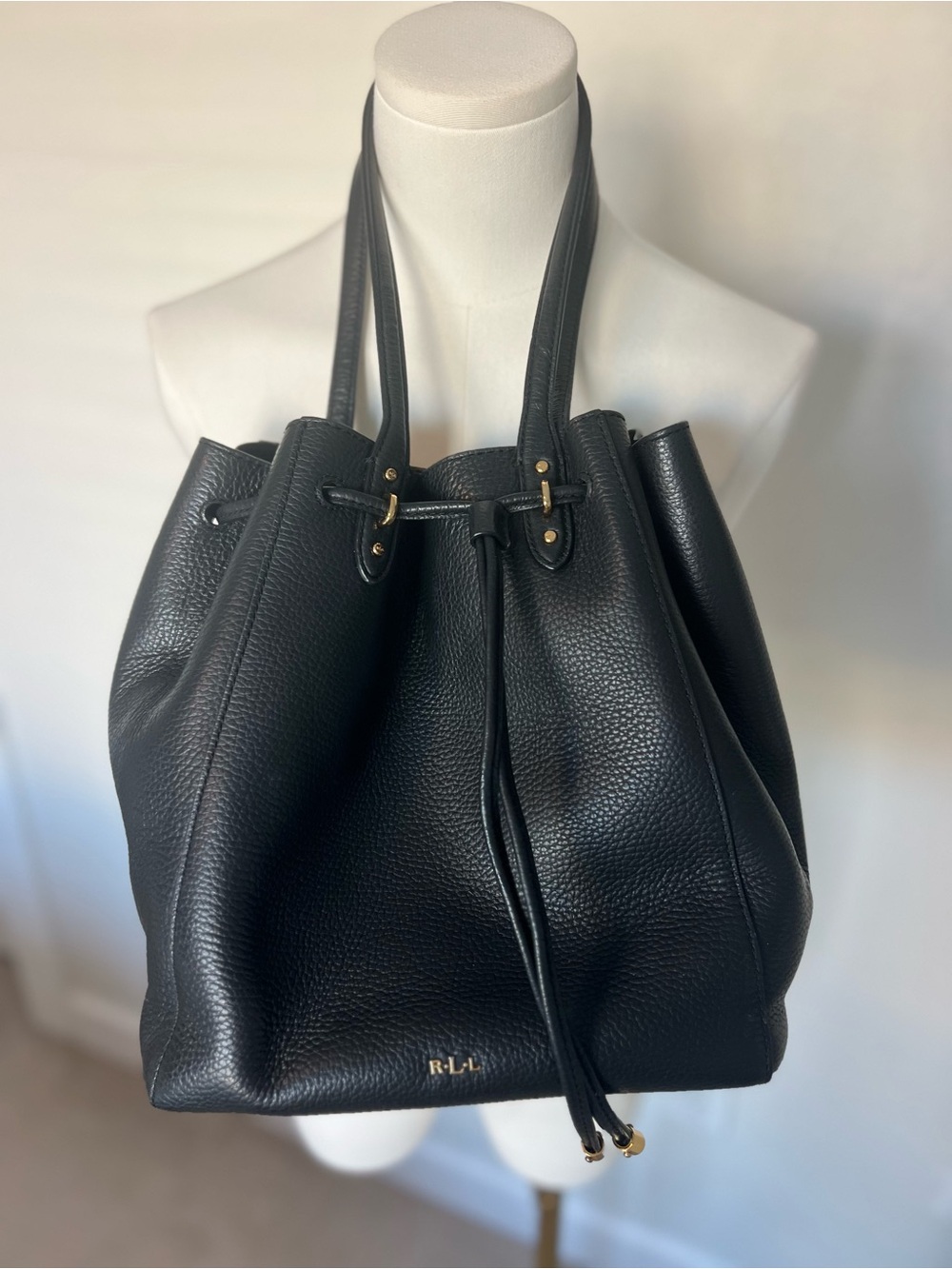 Lauren Ralph Lauren Black Leather Pebbled Bucket Drawstring Shoulder Bag